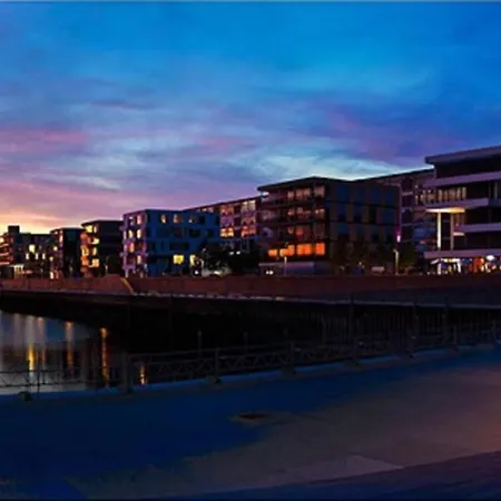 Апартаменти Weserloft 16 Бремен